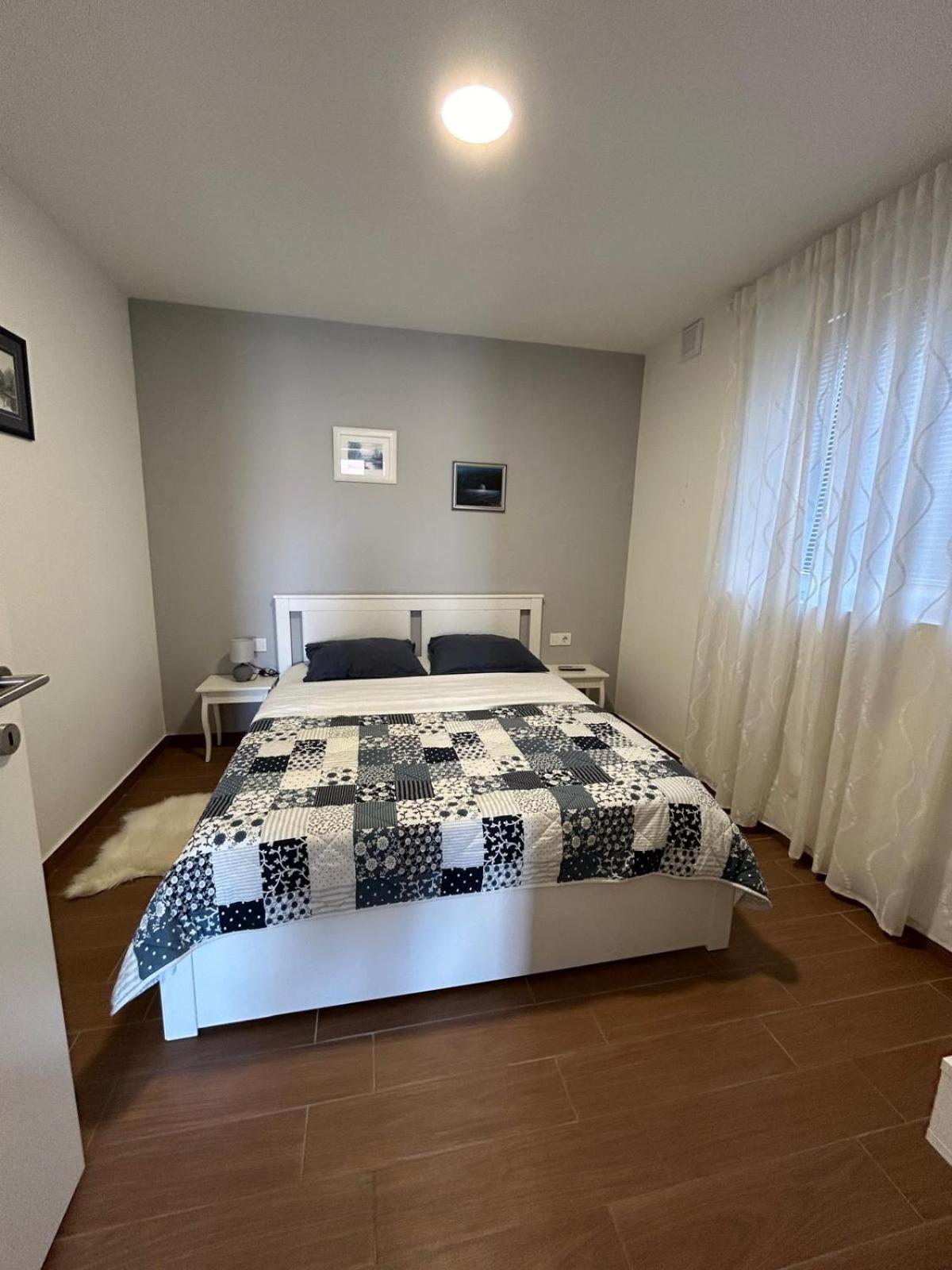 Apartman Lorna Turanj Extérieur photo