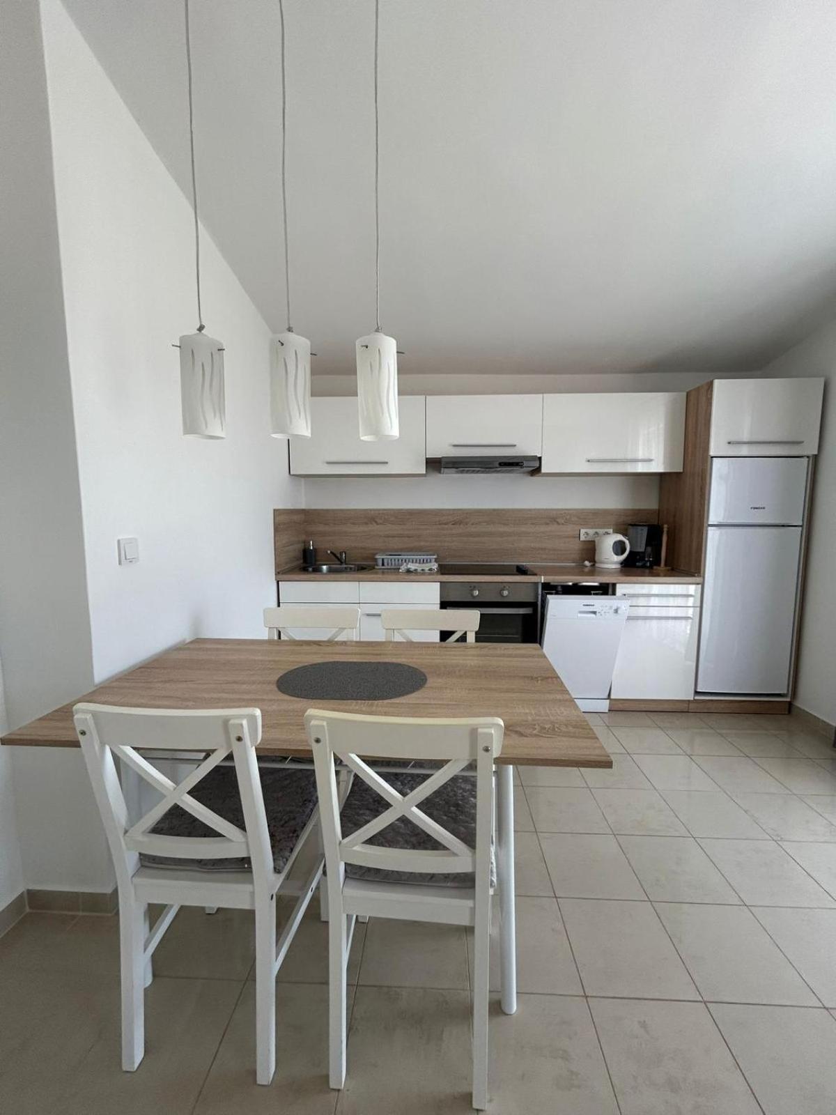 Apartman Lorna Turanj Extérieur photo