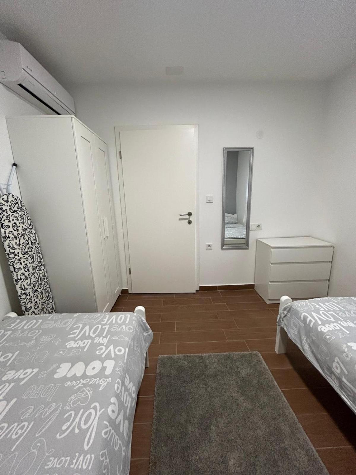 Apartman Lorna Turanj Extérieur photo