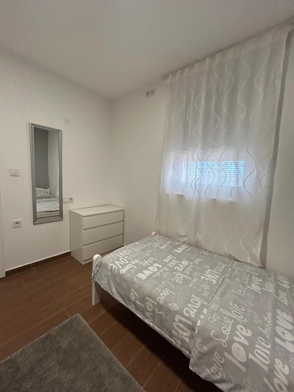 Apartman Lorna Turanj Extérieur photo
