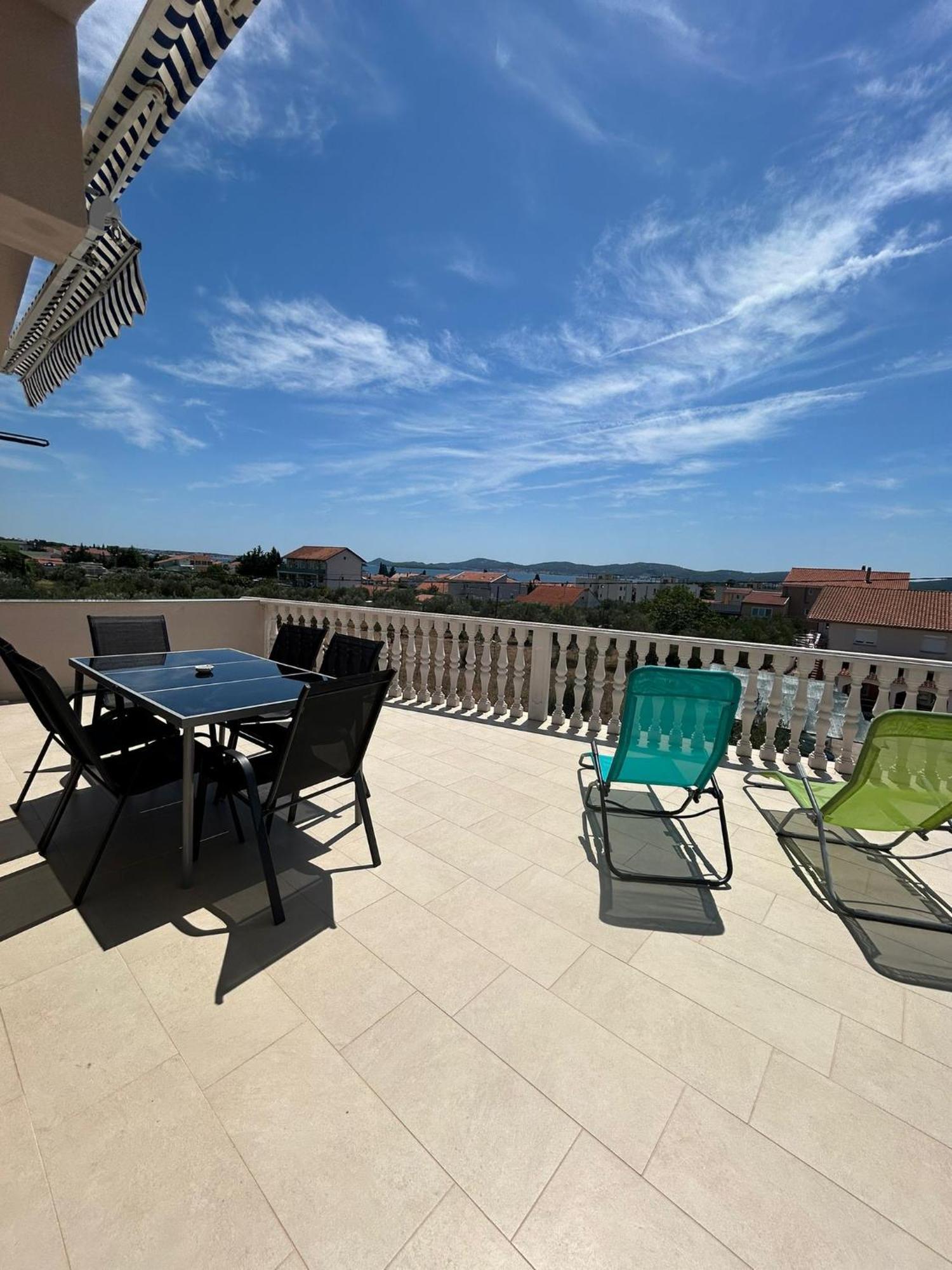 Apartman Lorna Turanj Extérieur photo